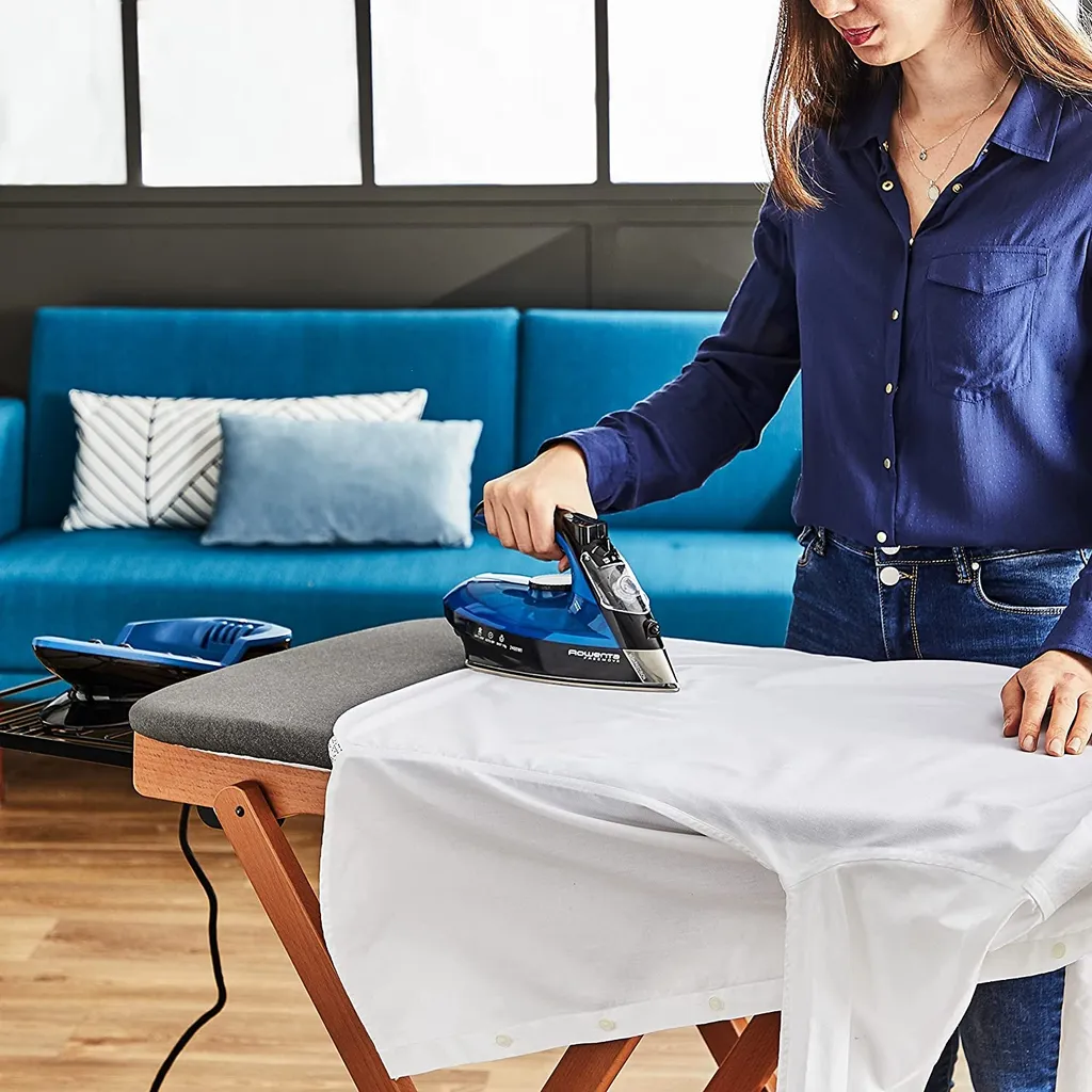 Rowenta DE5010 Dampfbügeleisen Ohne Schnur Mit Ladestation Blau Schwarz 16 Rowenta DE5010 Dampfbügeleisen Ohne Schnur Mit Ladestation Blau Schwarz – Bild 14