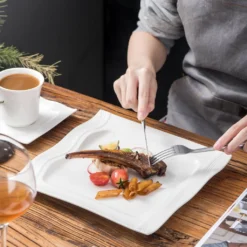 MALACASA, Serie Mario, 28-teilig Kombiservice Aus Porzellan Geschirrset Mit Je 6 Schalen, 6 Dessertteller, 6 Suppenteller, 6 Speiseteller, 2 Rechteckige Platten Und 2 Salz- Und Pfefferdosen -Küchenbedarf Laden 0fbc7cfa1668e9109c19018146b4b68a