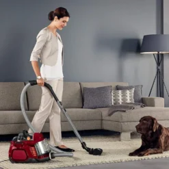 AEG Bodenstaubsauger LX7-2-CR-A Beutellos 650 Watt 72 DB Allergy Plus Filter Rot -Küchenbedarf Laden 227a53a8c38d0824cd0e67da1ecf2c47