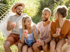 APS Camping Gläser, Bruchsichere Tritan Weingläser Für Garten, Party Trinkbecher -Küchenbedarf Laden 29b872c639ab8fab4c1c1d6634c1bf27