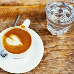 4 X Bruchfeste Gläser Becher Langlebige Wassergläser Aus Stabilem Kunststoff Saft Whisky Glas Partybecher Whiskybecher Trinkbecher In Echter Glasoptik Stapelbar 14 4 X Bruchfeste Gläser Becher Langlebige Wassergläser Aus Stabilem Kunststoff Saft Whisky Glas Partybecher Whiskybecher Trinkbecher In Echter Glasoptik Stapelbar -Küchenbedarf Laden 38b6c630b58df9cb1779683ce5b9a098