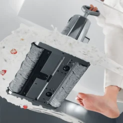 Uwant X100 Tragbarer Kabelloser All-in-One-Nass-Trocken-Staubsauger Für Mehrere Oberflächen Patentierte Doppelwalzenbürste Und Haarschneidegerät Selbstreinigende Intelligente Schmutzerkennung 600-ml-Wassertank 4000-mAh-Akku - Schwarz -Küchenbedarf Laden 435cdf5a25c1a338106fa87ef2216e33