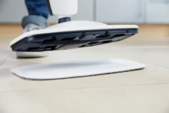 Leifheit Dampfreiniger CleanTenso Inkl. 2er Set Ersatz-Wischbezüge -Küchenbedarf Laden 459f6247cd268d8696fcd800aeadf33c