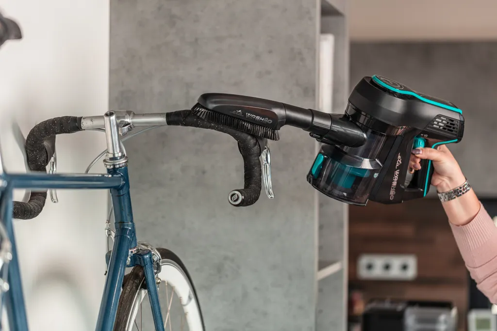 ETA SUPERSONIC WASH ETA523190000 Multifunktionaler Handstaubsauger, 135 W, 21,6 V Li-Ion-Akku, Digitalmotor, LED-Beleuchtung, HEPA-Filter, Saugt, Reinigt Tief, Trocknet, Wischt 19 ETA SUPERSONIC WASH ETA523190000 Multifunktionaler Handstaubsauger, 135 W, 21,6 V Li-Ion-Akku, Digitalmotor, LED-Beleuchtung, HEPA-Filter, Saugt, Reinigt Tief, Trocknet, Wischt – Bild 17