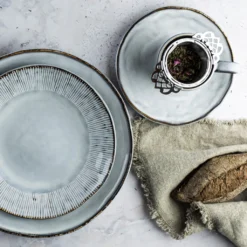 Dutch Rose Giftset 12 Delig Servies Blauw -Küchenbedarf Laden 8ae63404794e31102ca9759315bf61b5