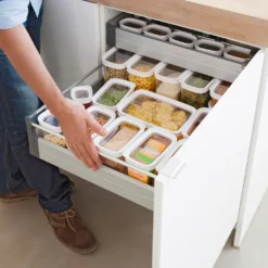 Emsa Trockenvorratsdose OPTIMA 5er Set (0,45/2x1/1,6/2,2L) -Küchenbedarf Laden 8bd9588996ba9ea3348ba4bb45b92a63