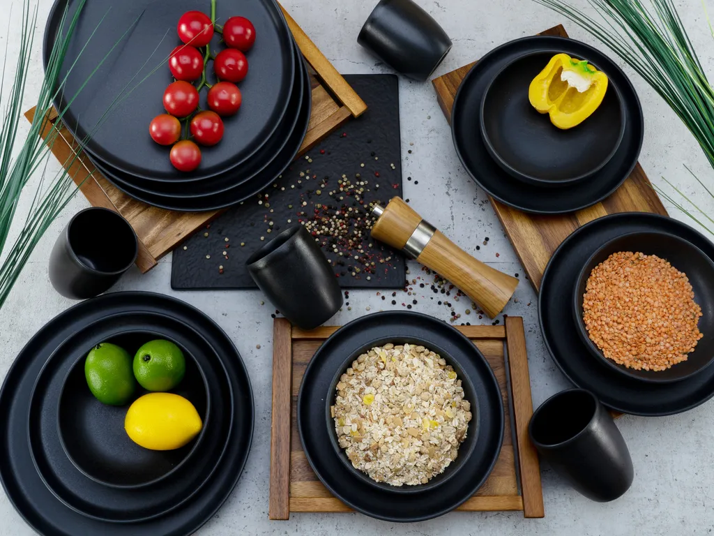 CreaTable 22978 Kombiservice Uno BLACK Für 4 Personen, Steinzeug, Schwarz (1 Set, 16-teilig) 10 CreaTable 22978 Kombiservice Uno BLACK Für 4 Personen, Steinzeug, Schwarz (1 Set, 16-teilig) – Bild 8