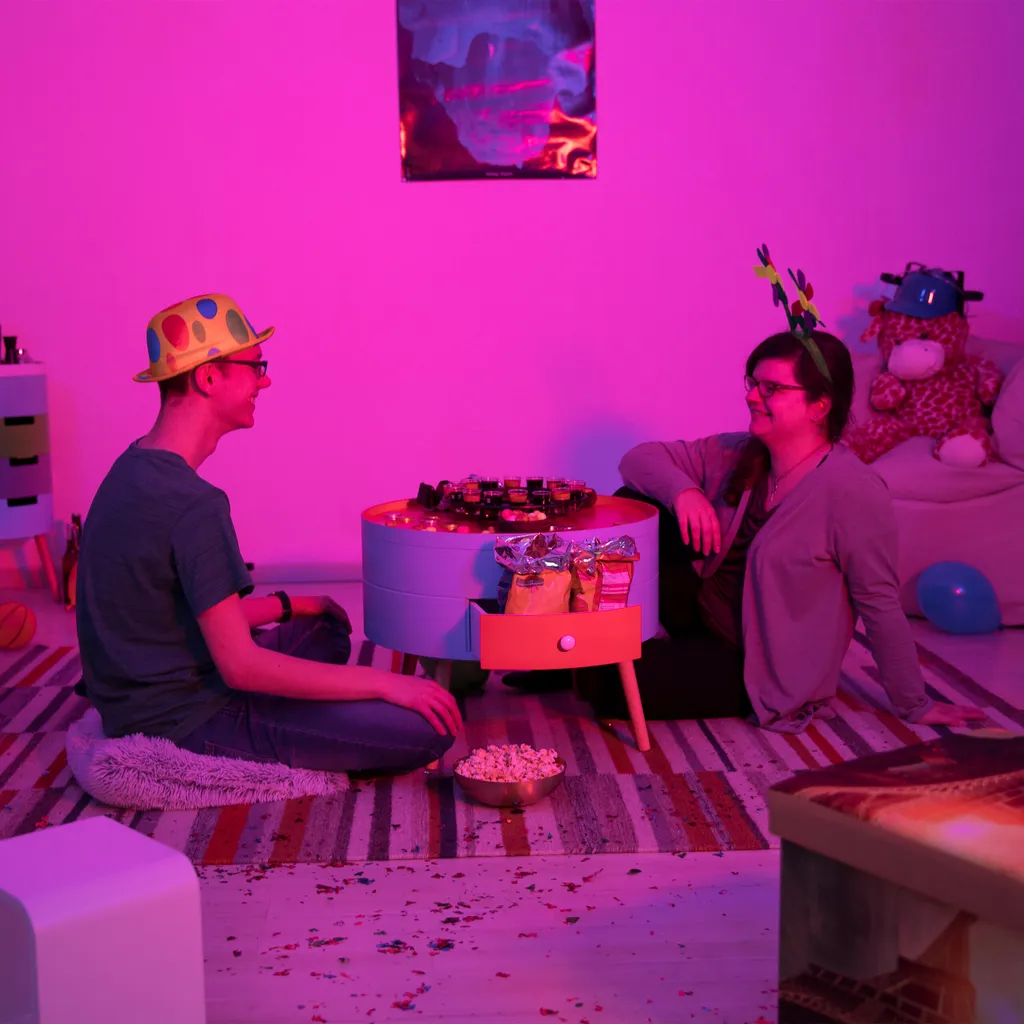 Trinkspiel Russisches Roulette Schnaps-Roulette 7 Trinkspiel Russisches Roulette Schnaps-Roulette – Bild 5