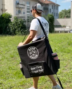 BeerBaller® Travel Bag - Beer Pong Tisch Tragetasche Inkl. Kühl- Und Becherfach -Küchenbedarf Laden a8371d312fc2e7ac7f77baff083e3fd0
