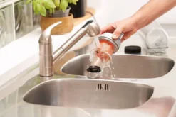 Black & Decker Black + Decker BHFEA515J Akku-Handstaubsauger Mit Stiel Kabellos Beutellos 33 AW -Küchenbedarf Laden a92167f4d2aea2ff54eaad9d91994519