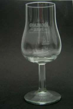 Highland Park Nosing Glas / Tastingglas Single Malt - 1 Glas -Küchenbedarf Laden ce953ff6e3f19ad22e483f9d6aa04b03