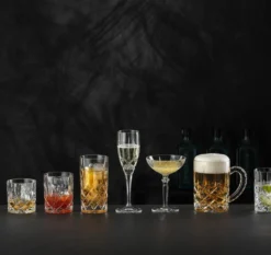 Nachtmann 0091899-0 Noblesse Whisky-Set, 1 X Karaffe/Dekanter + 2 X Whisky-Becher, Klar (1 Set) -Küchenbedarf Laden d588c1eab5489267f01ee0eb9969a4cb