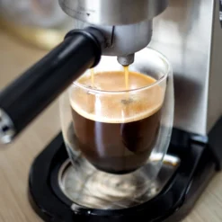 Wessper Doppelwandig Kaffeegläser Mit Henkel, 6 Stück X 350 Ml, Großes Hitzebeständiges Doppelwandglas, Thermogläser, Kaffeegläser Temperaturbeständig Mokkatassen, Teegläser, Latte Machiatto Gläser -Küchenbedarf Laden d902126045a67deade7db3d62e8317c6