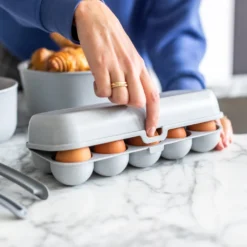 Koziol - Eggs To Go Eierkarton 29 Koziol - Eggs To Go Eierkarton -Küchenbedarf Laden e1112ba5e3cd1a43c19da4957ddc3443