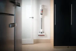 Black & Decker Black + Decker BHFEA515J Akku-Handstaubsauger Mit Stiel Kabellos Beutellos 33 AW -Küchenbedarf Laden e6f6a5b0217d16efee436391a4b40087