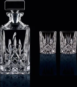 Nachtmann 0091899-0 Noblesse Whisky-Set, 1 X Karaffe/Dekanter + 2 X Whisky-Becher, Klar (1 Set) -Küchenbedarf Laden eb87e72a07fd75e877c74bc794be0a2d