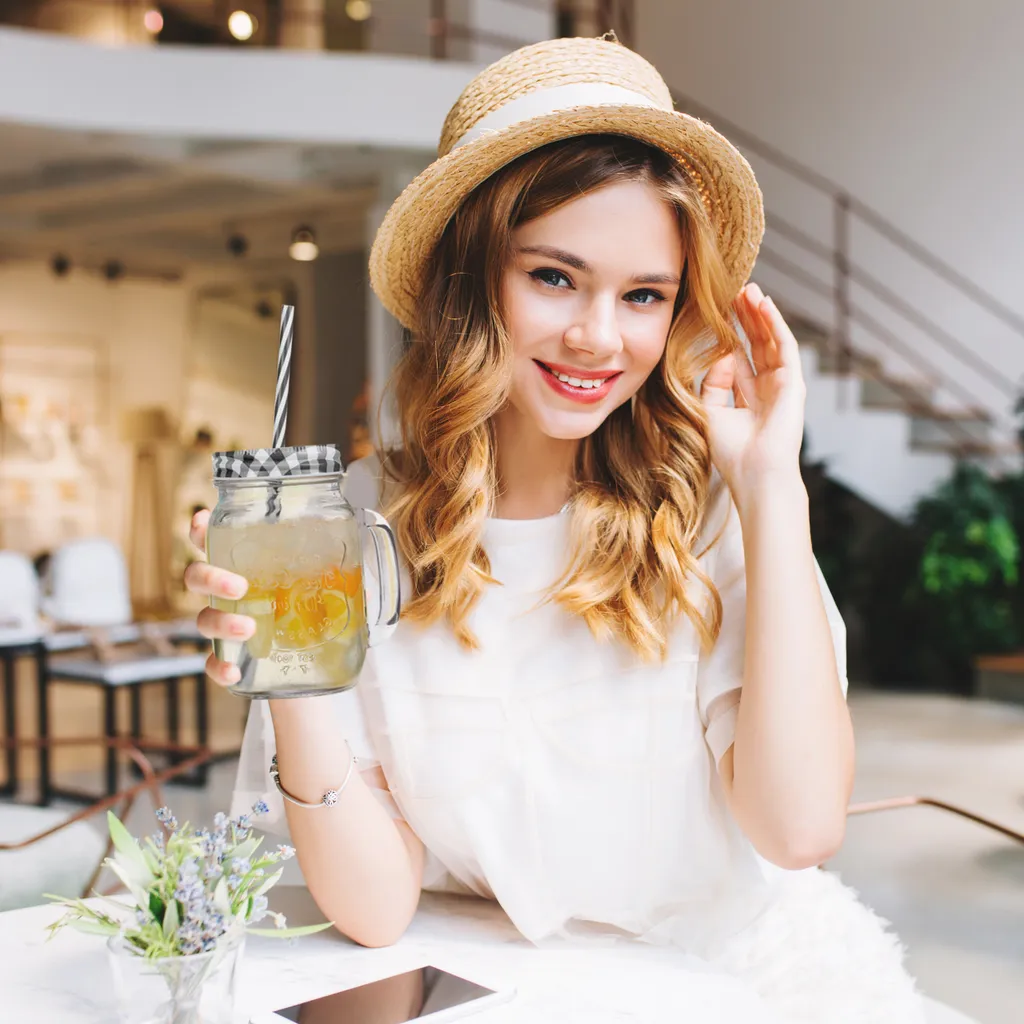 Relaxdays 8er Set Trinkgläser Mit Deckel Kariert 5 Relaxdays 8er Set Trinkgläser Mit Deckel Kariert – Bild 3